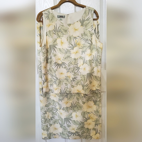 Tommy Bahama Dresses & Skirts - Tommy Bahama 100% Silk (2) Piece Tank Blouse XL & Wrap Skirt Size 16 Women